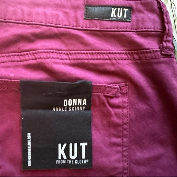 KUT from the Kloth Donna Ankle Skinny Jeans - Size 16W - Burgundy - Picture 7 of 13